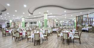 VON RESORT GOLDEN COAST Restaurants